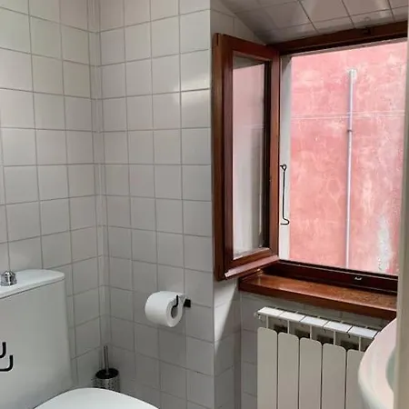 La Casa Di Mezzo - The Middle House * 몬테 마르첼로